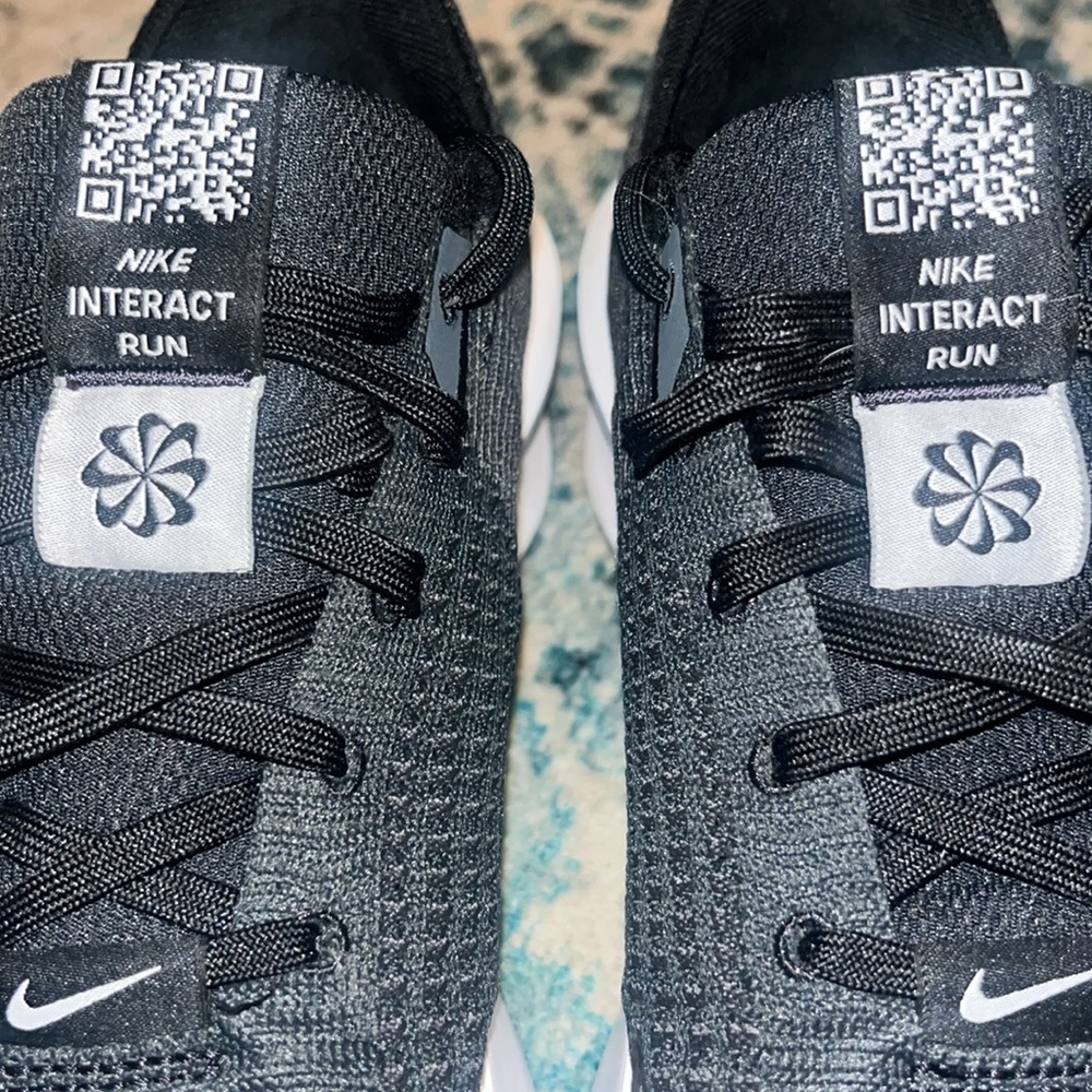NIKE INTERACT RUN sneakers - Picture 4 of 7